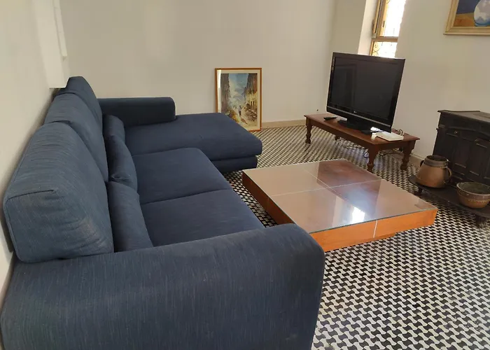 Amazingly Located House With Table Tennis And Table Soccer